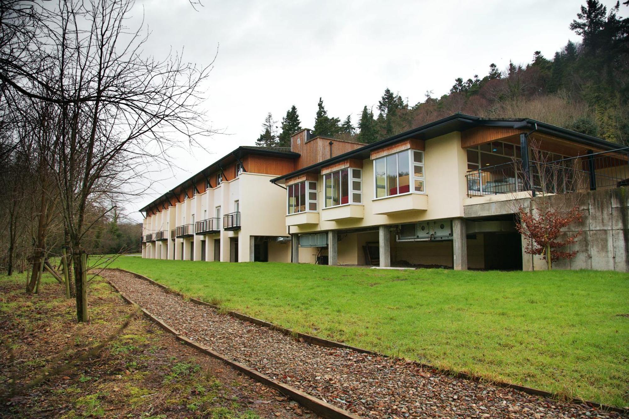 Woodenbridge Hotel Exterior foto